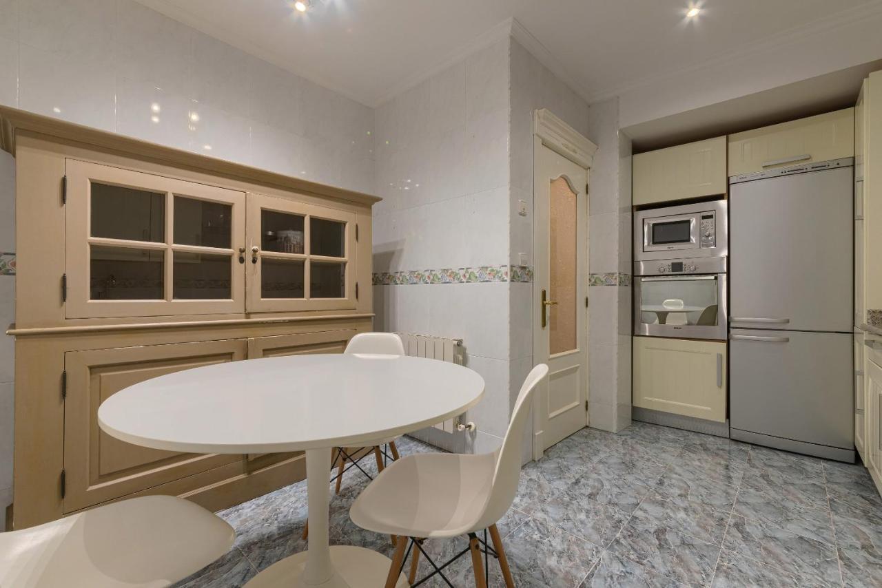 Bailen Reformado Elegante Con Wifi Apartamento Bilbau Exterior foto